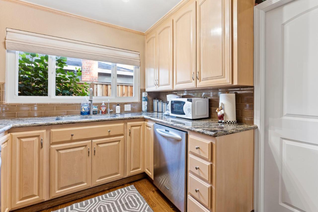 @ Marbella Lane - 3Br Suburban Escape Villa Сан Хосе Екстериор снимка